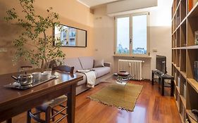 Joivy Warm Family Flat For 6 With Terrace In Milan